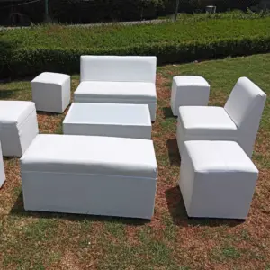 Sillones puff blanco eventos exterior 2