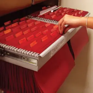 Porta carpetas colgantes para archivo rodante C